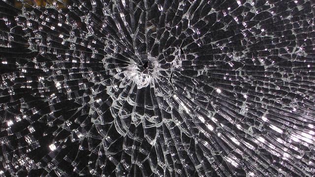 廢廢｜廢舊玻璃回收后，如何加工再利用？