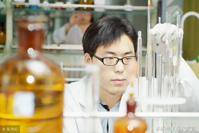 關(guān)于鐵架臺的用途和注意事項