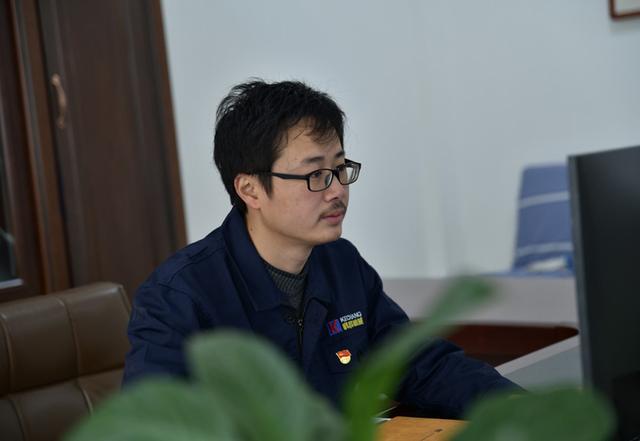 數(shù)控機(jī)床鐵削伸縮檔板用途簡介